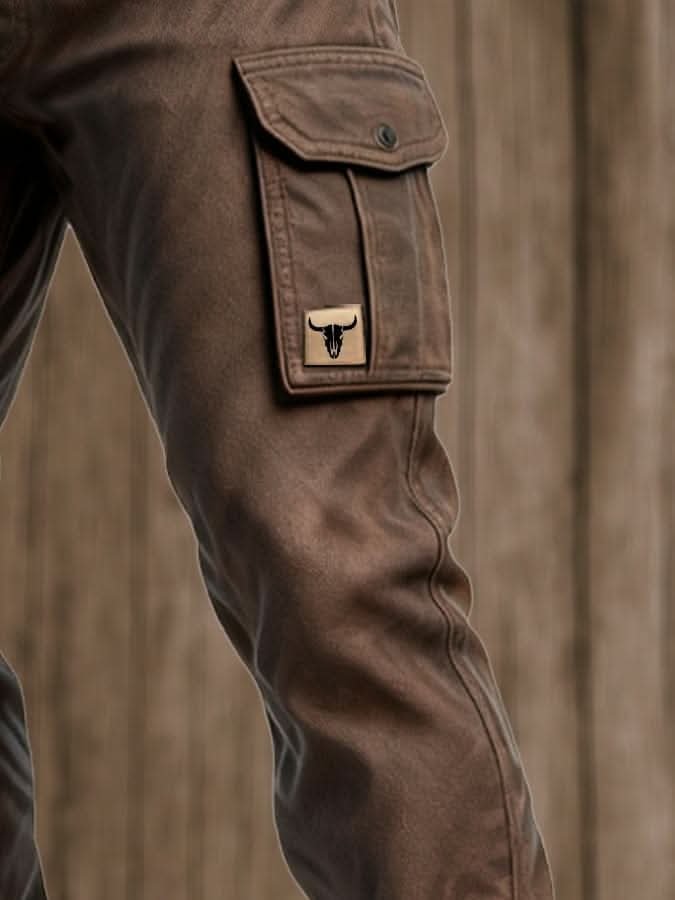 Men's Insulated Utility Cargo Pants with Tailored Fit Back