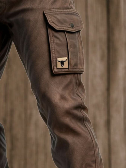 Men's Insulated Utility Cargo Pants with Tailored Fit Back