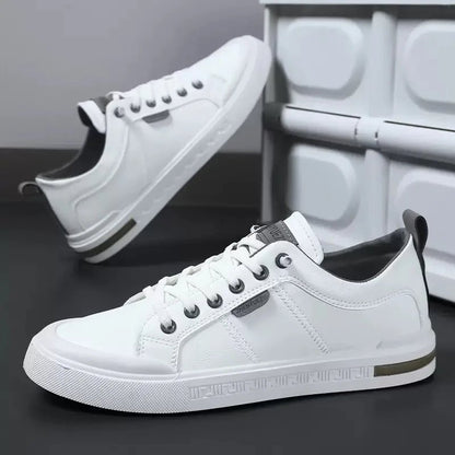Men's Leather Two-Tone Sneakers with Cushioned Insole Back