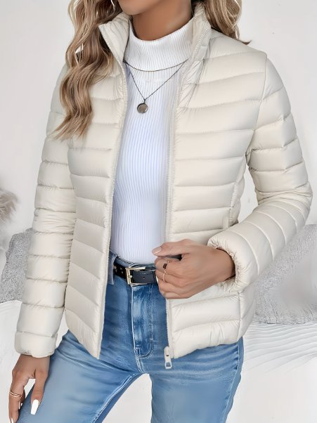 Women's Lightweight Quilted Spring Jacket with Tailored Fit Back